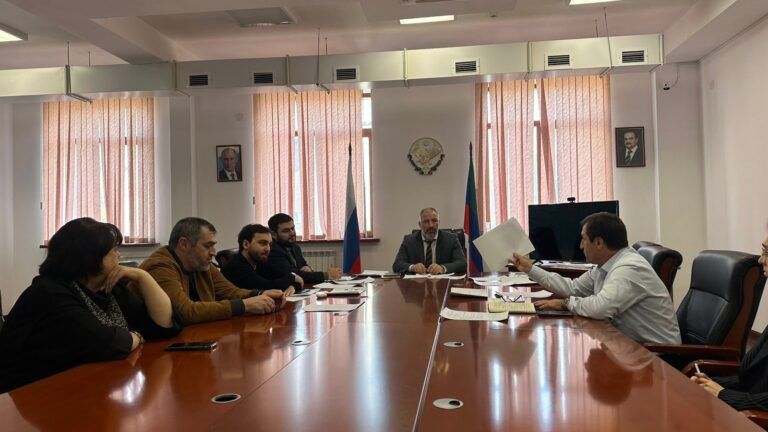 В Дагестане прошло заседание оргкомитета Чемпионата России по кикбоксингу памяти Али Порсукова