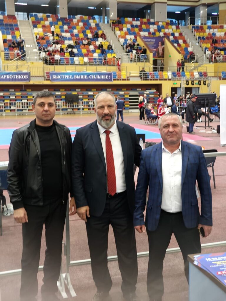 Глава администрации Буйнакского района Табир Маликов посетил финал Чемпионата России по кикбоксингу памяти Али Порсукова